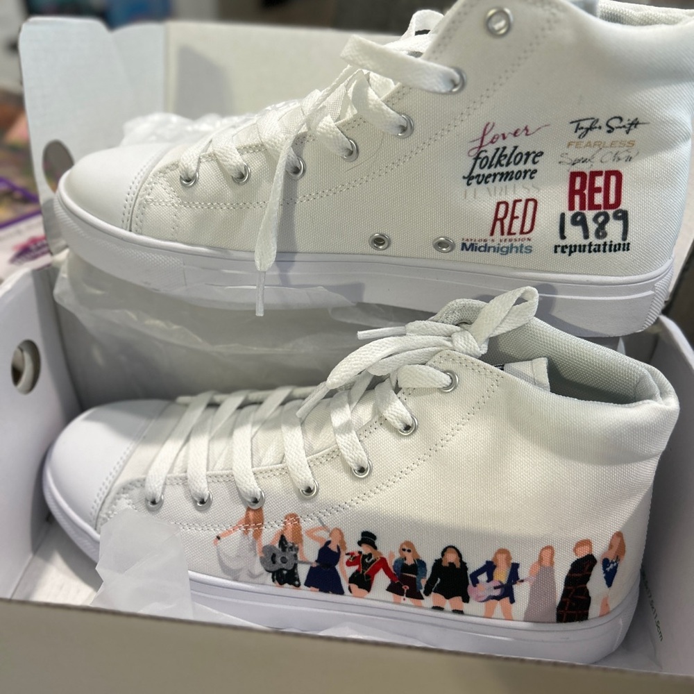 Custom Taylor Swift Hightop Sneakers